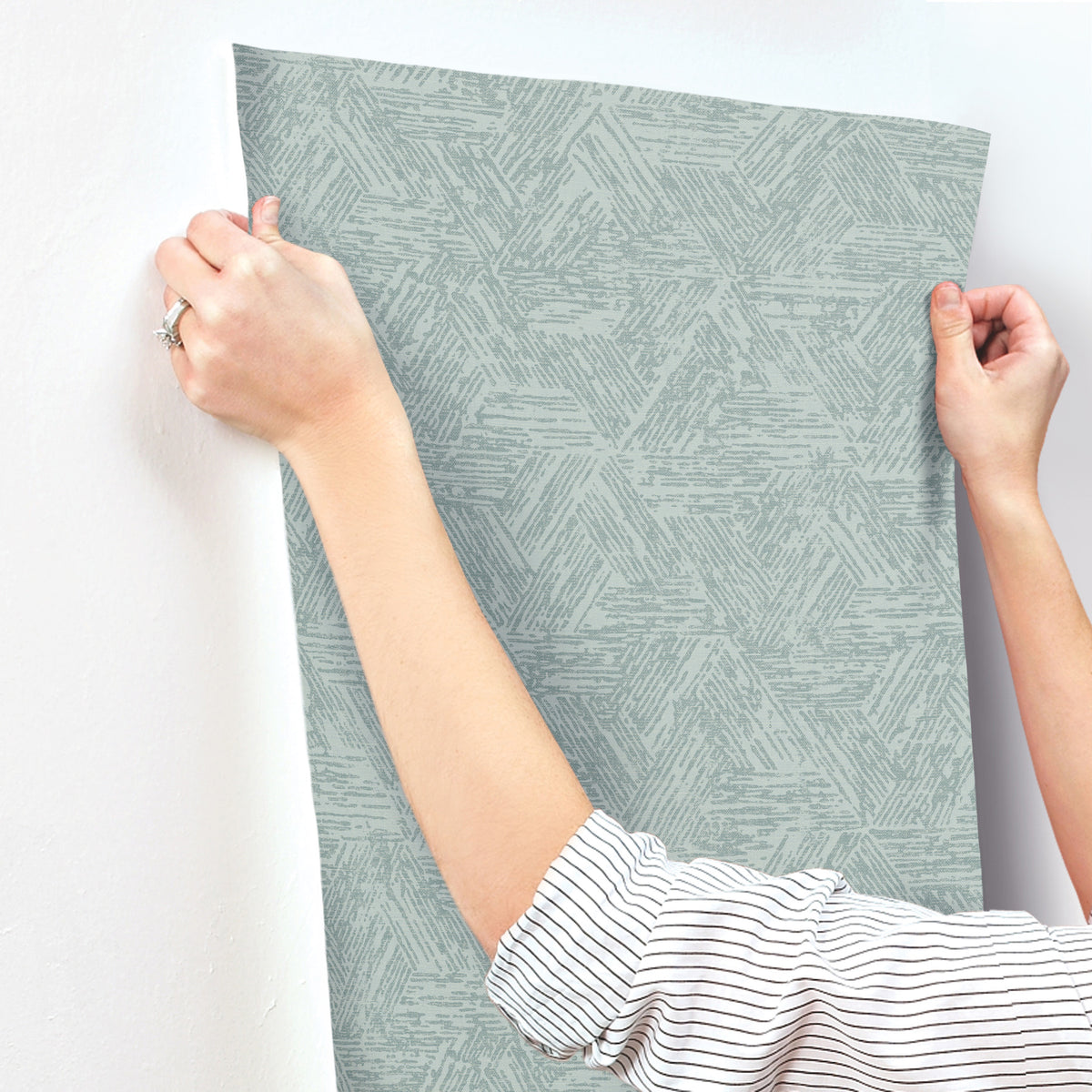 4122-27036-peel-and-stick-wallpaper-stick-application-step