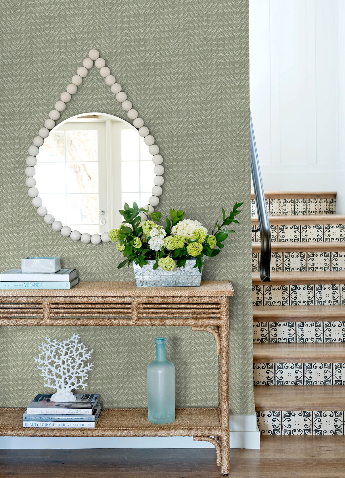 4122-27043-peel-and-stick-wallpaper-room-scene-detail-closeup