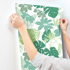 4122-72409-peel-and-stick-wallpaper-stick-application-step