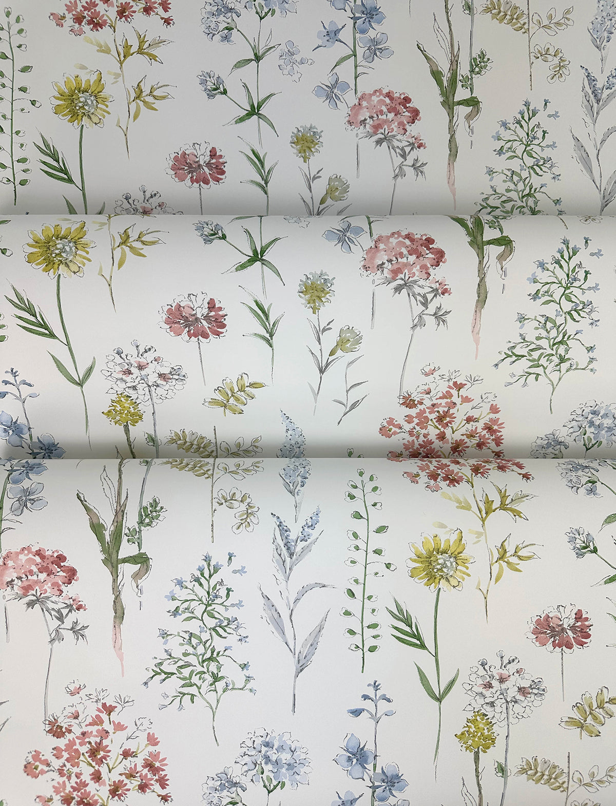4134-72500-peel-and-stick-wallpaper-detail-closeup