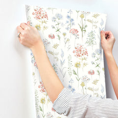 4134-72500-peel-and-stick-wallpaper-stick-application-step