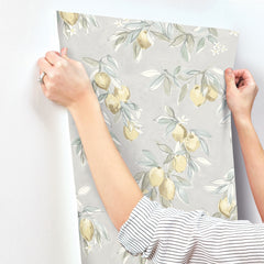 4134-72507-peel-and-stick-wallpaper-stick-application-step