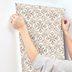 4134-72514-peel-and-stick-wallpaper-stick-application-step