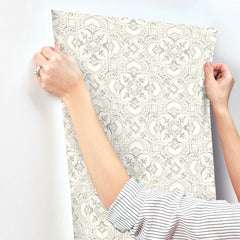 4134-72515-peel-and-stick-wallpaper-stick-application-step