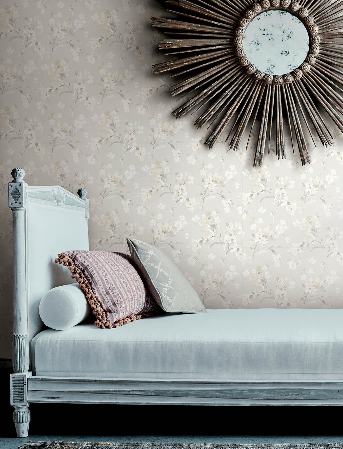 4134-72527-peel-and-stick-wallpaper-room-scene