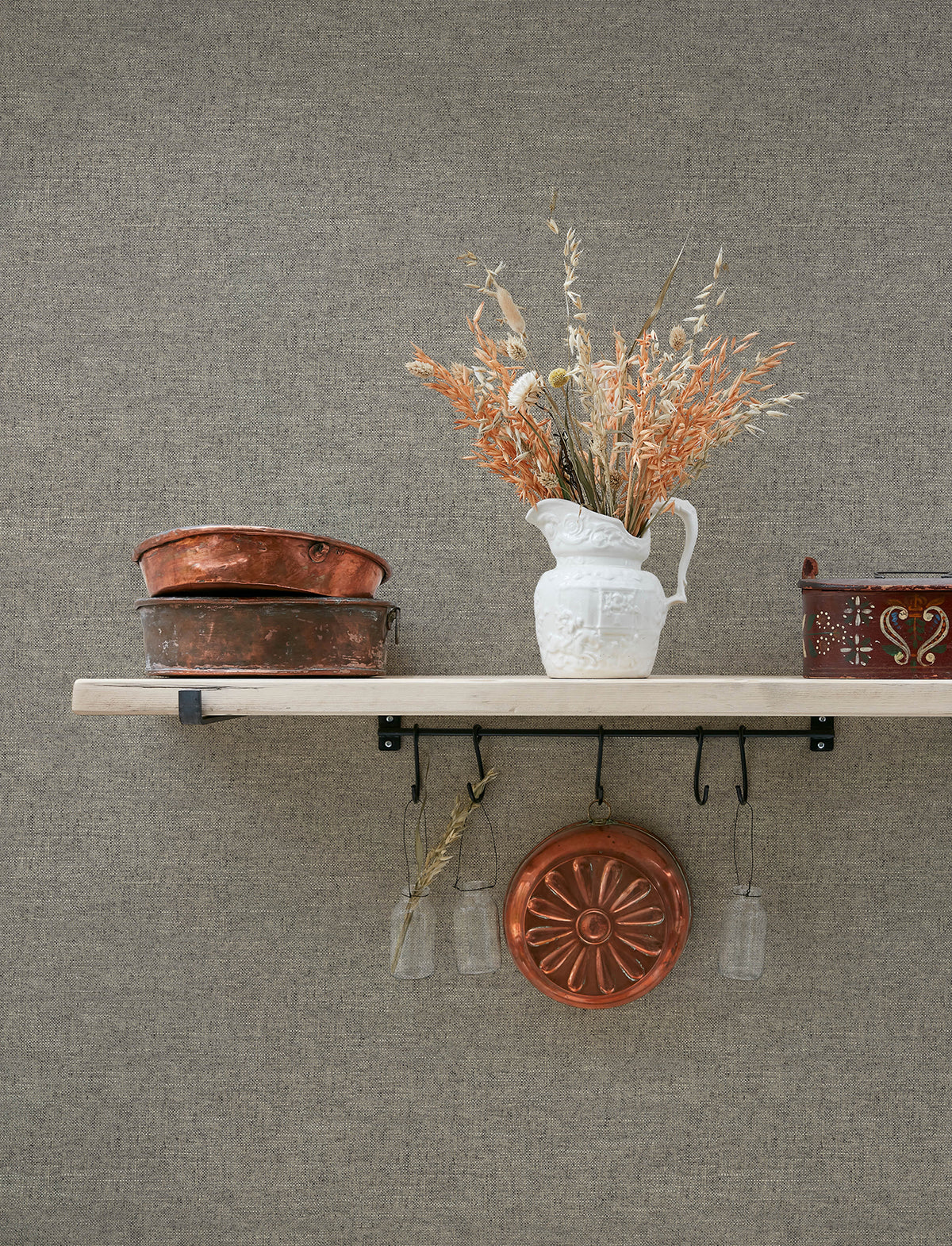 4134-72556-peel-and-stick-wallpaper-room-scene