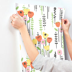 4135-27276-peel-and-stick-wallpaper-stick-application-step