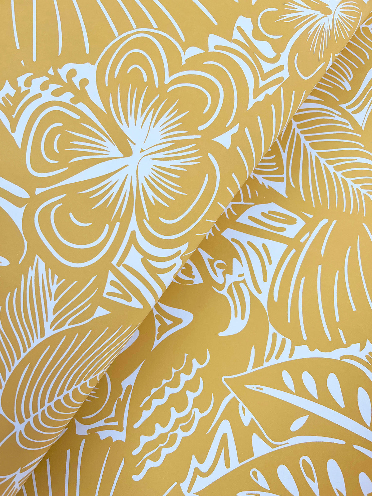 4135-72715-peel-and-stick-wallpaper-detail-closeup