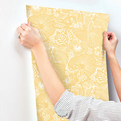 4135-72715-peel-and-stick-wallpaper-stick-application-step