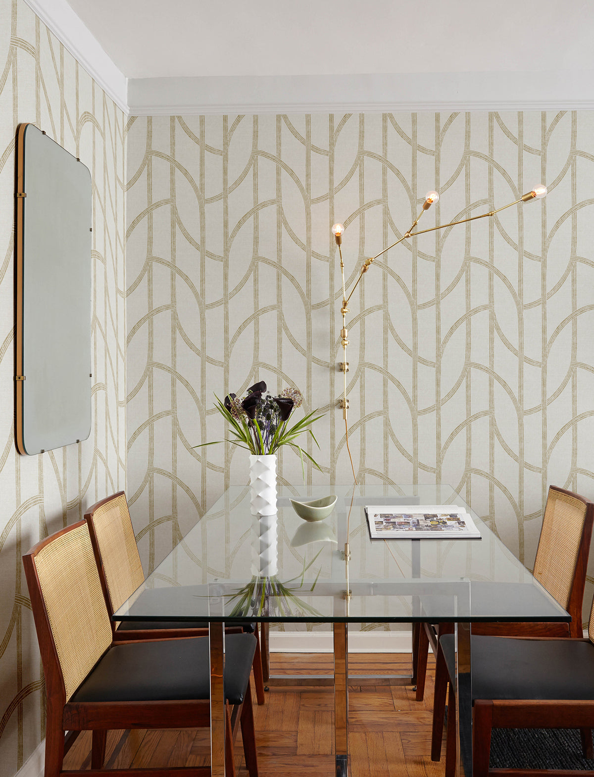 4141-27139-peel-and-stick-wallpaper-room-scene-detail-closeup