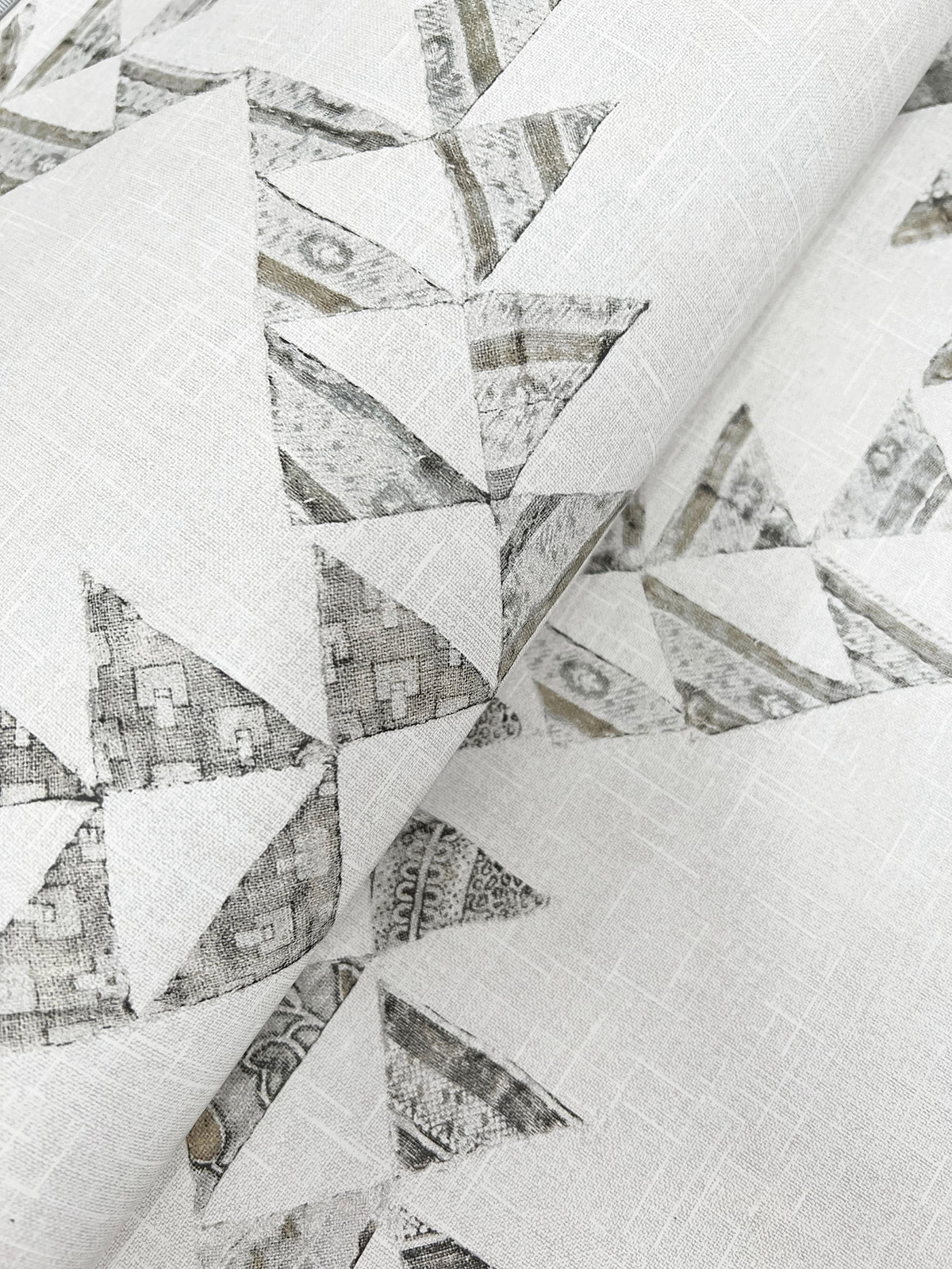 4142-72630-peel-and-stick-wallpaper-detail-closeup