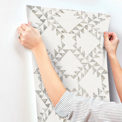 4142-72630-peel-and-stick-wallpaper-stick-application-step