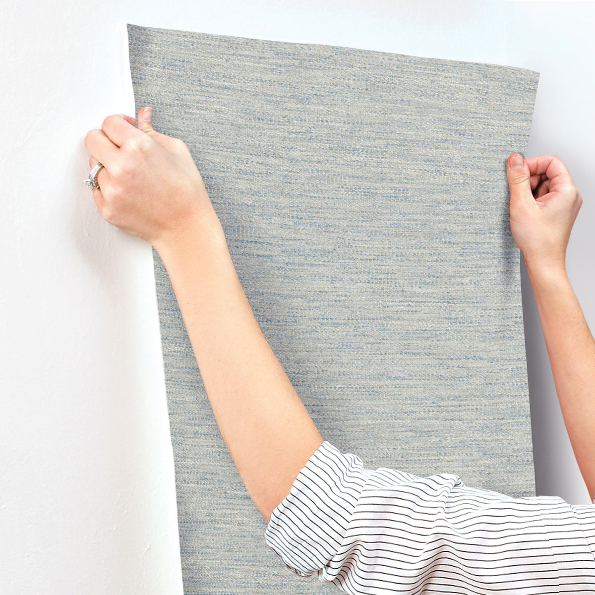 4142-72645-peel-and-stick-wallpaper-stick-application-step
