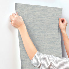 4142-72645-peel-and-stick-wallpaper-stick-application-step