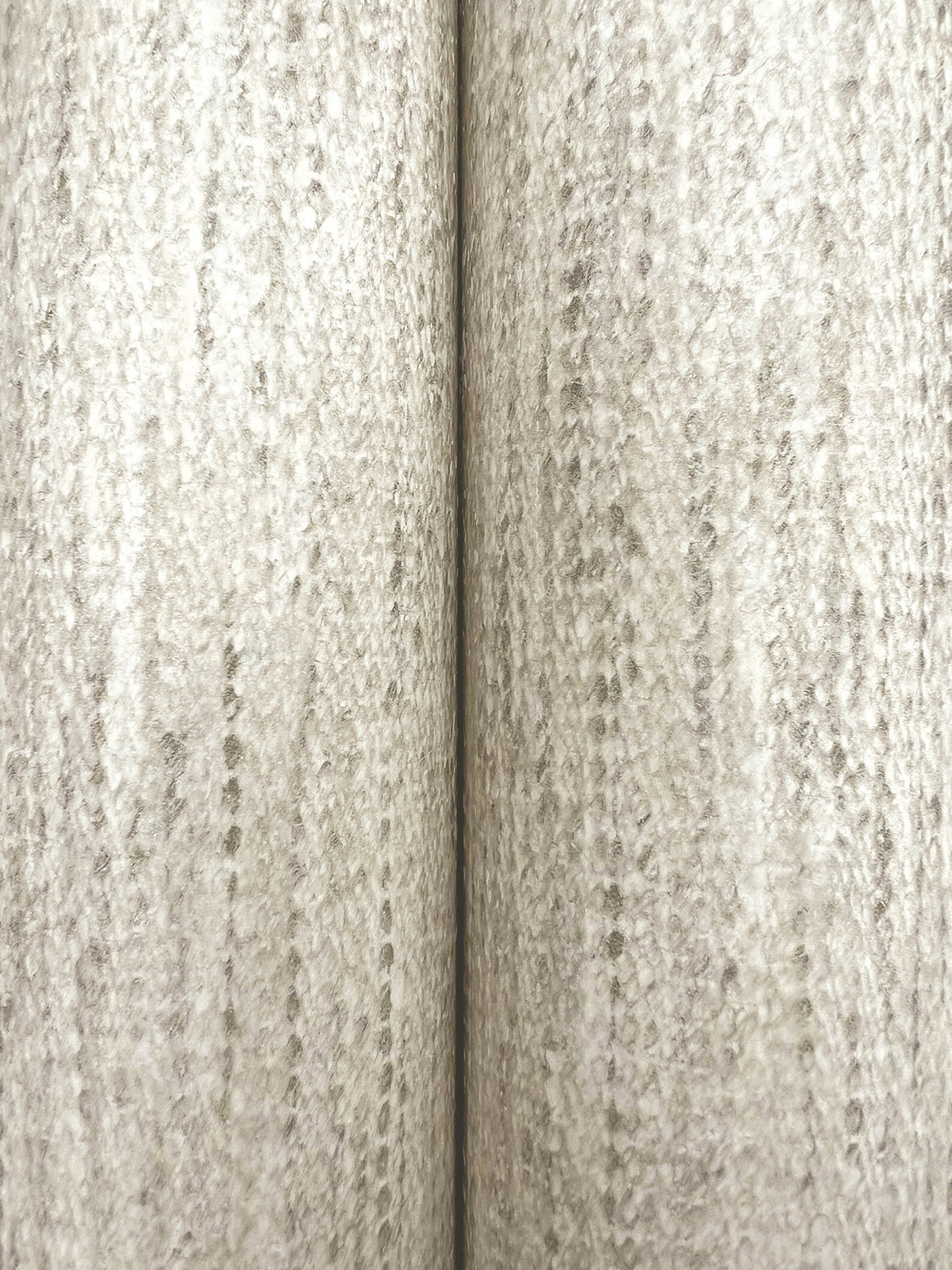 4142-72648-peel-and-stick-wallpaper-detail-closeup