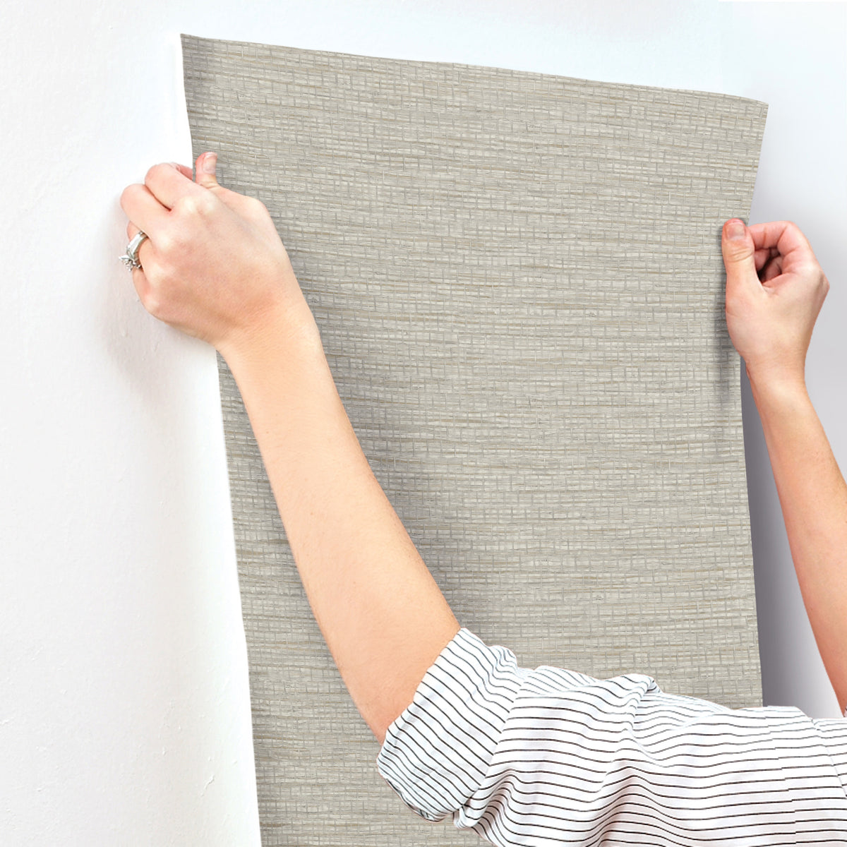 4142-72654-peel-and-stick-wallpaper-stick-application-step