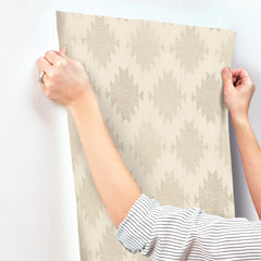 4142-72662-peel-and-stick-wallpaper-stick-application-step