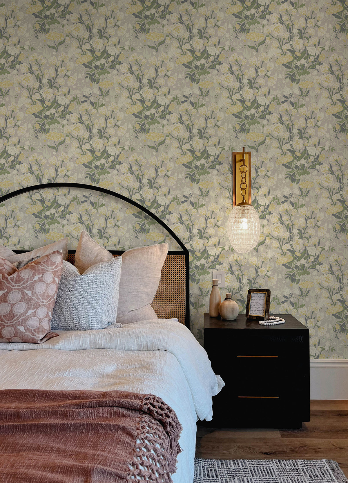 4143-22012-peel-and-stick-wallpaper-room-scene-detail-closeup