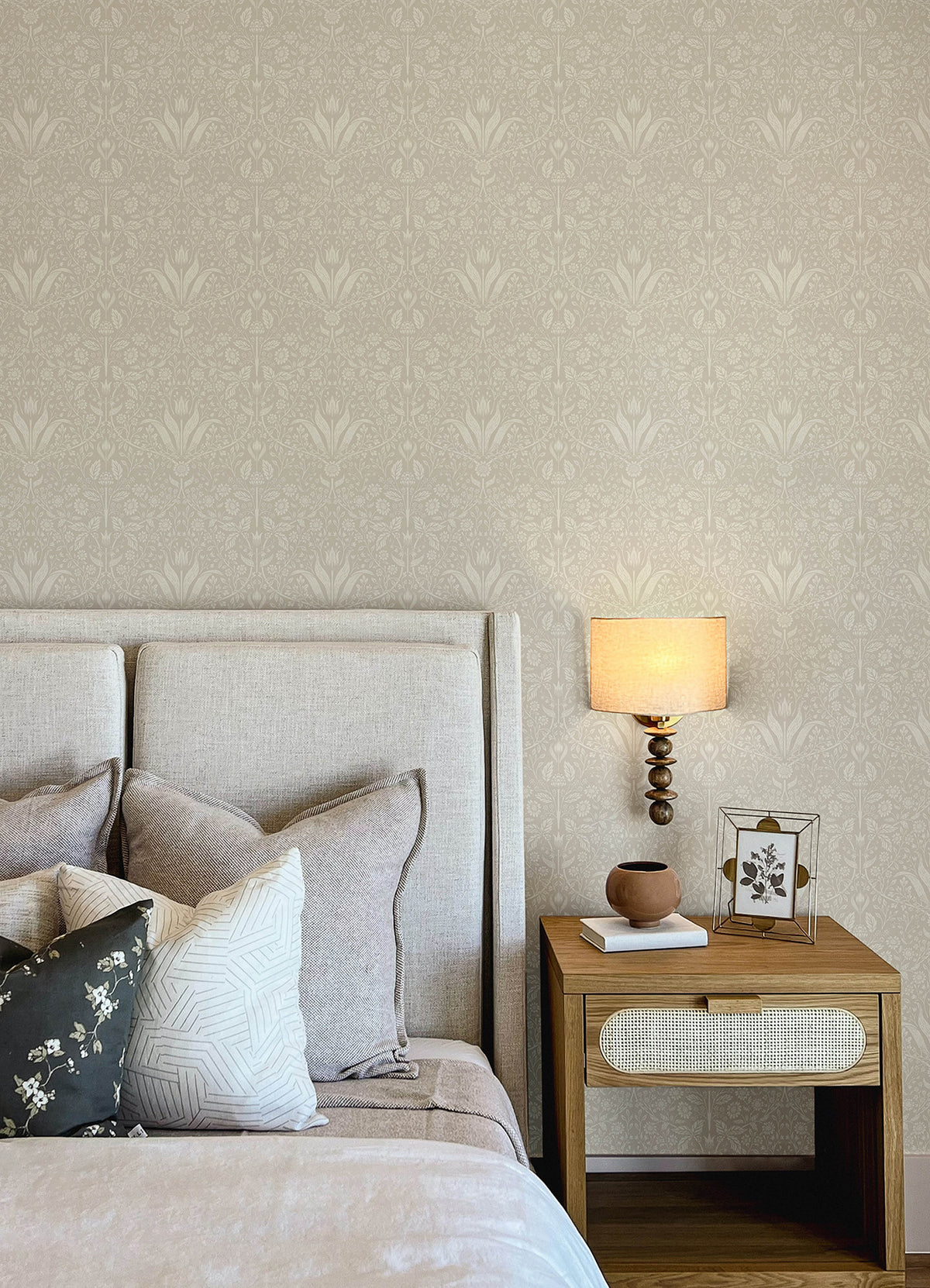 4143-34039-peel-and-stick-wallpaper-room-scene
