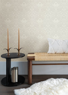4143-34039-peel-and-stick-wallpaper-room-scene-detail-closeup