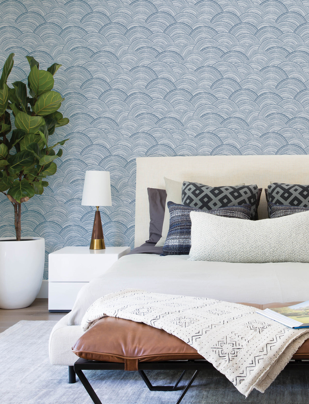 4146-27200-peel-and-stick-wallpaper-room-scene