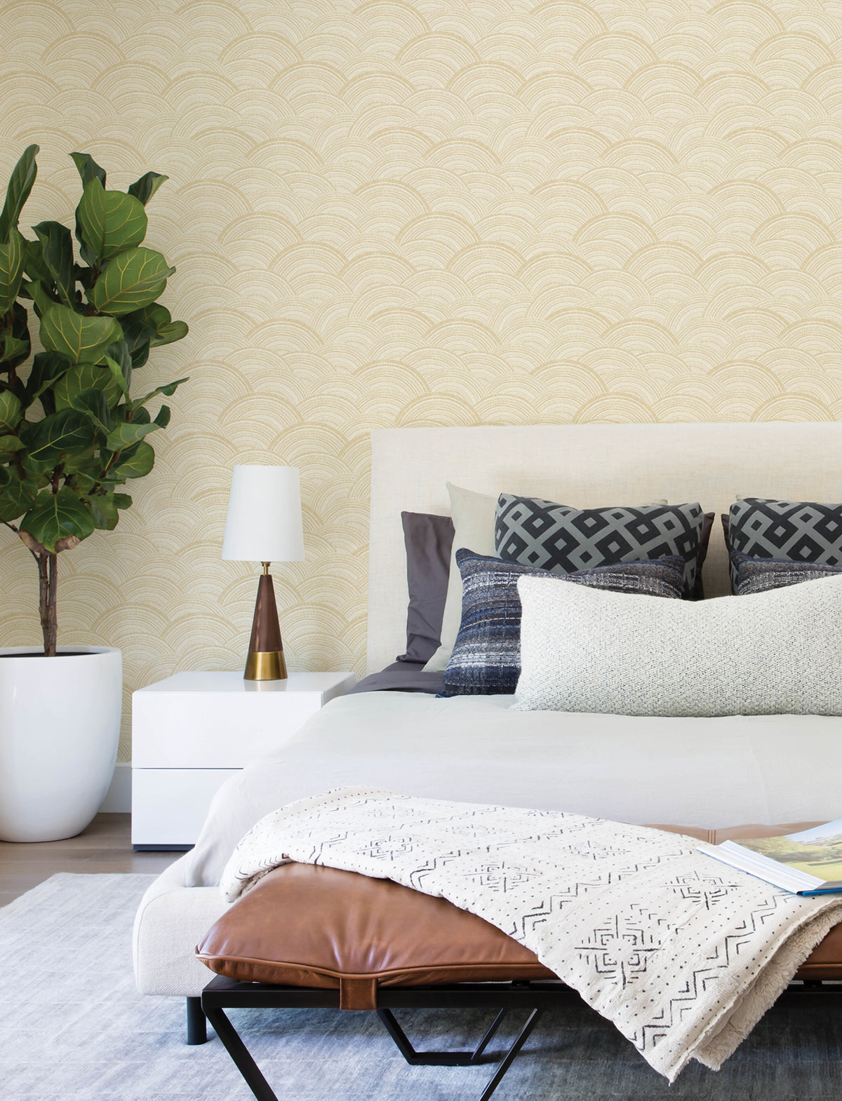 4146-27204-peel-and-stick-wallpaper-room-scene