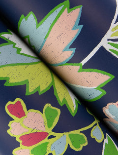 4146-27224-peel-and-stick-wallpaper-detail-closeup