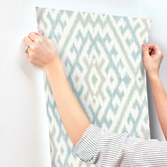 4146-27236-peel-and-stick-wallpaper-stick-application-step