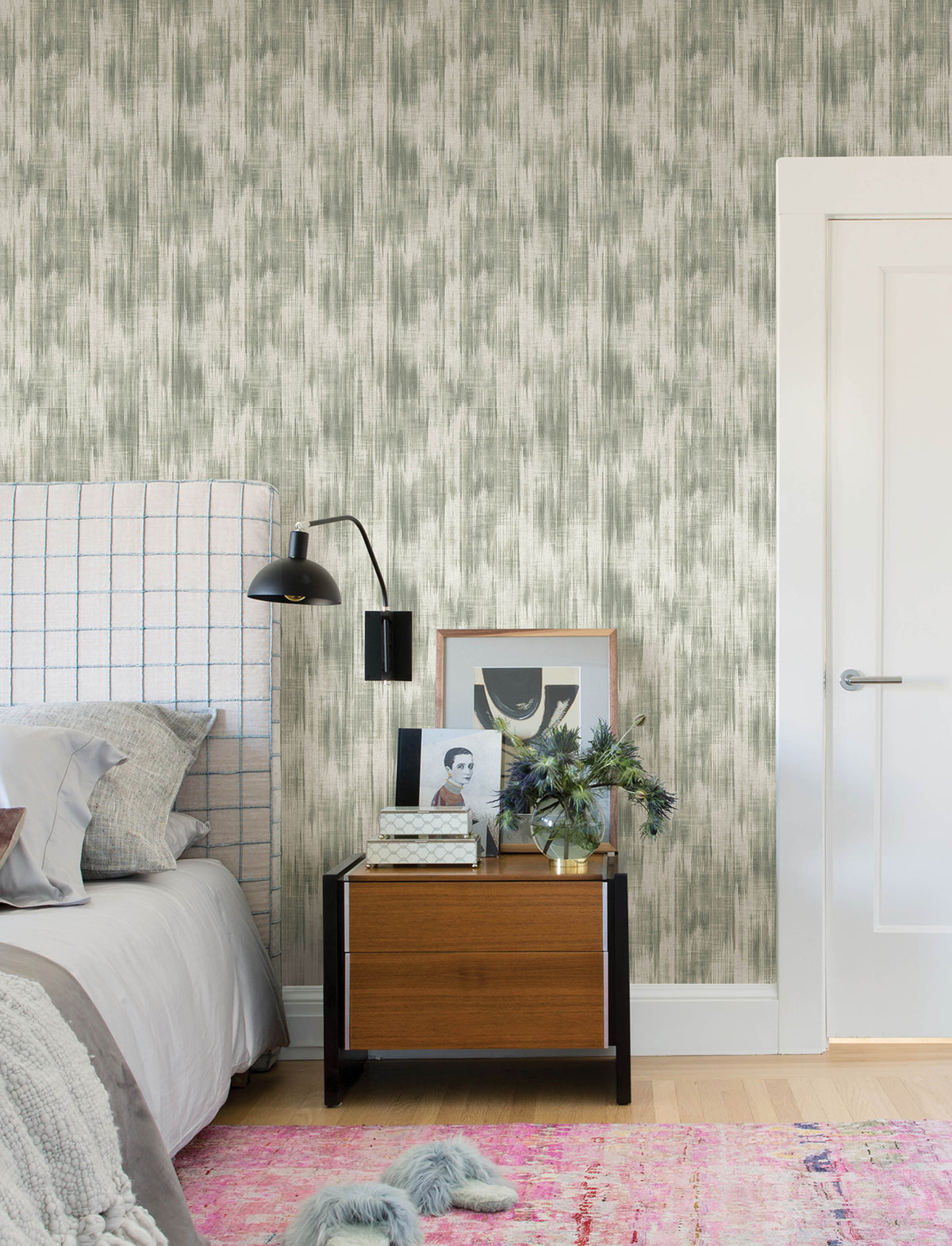 4146-27241-peel-and-stick-wallpaper-room-scene-detail-closeup