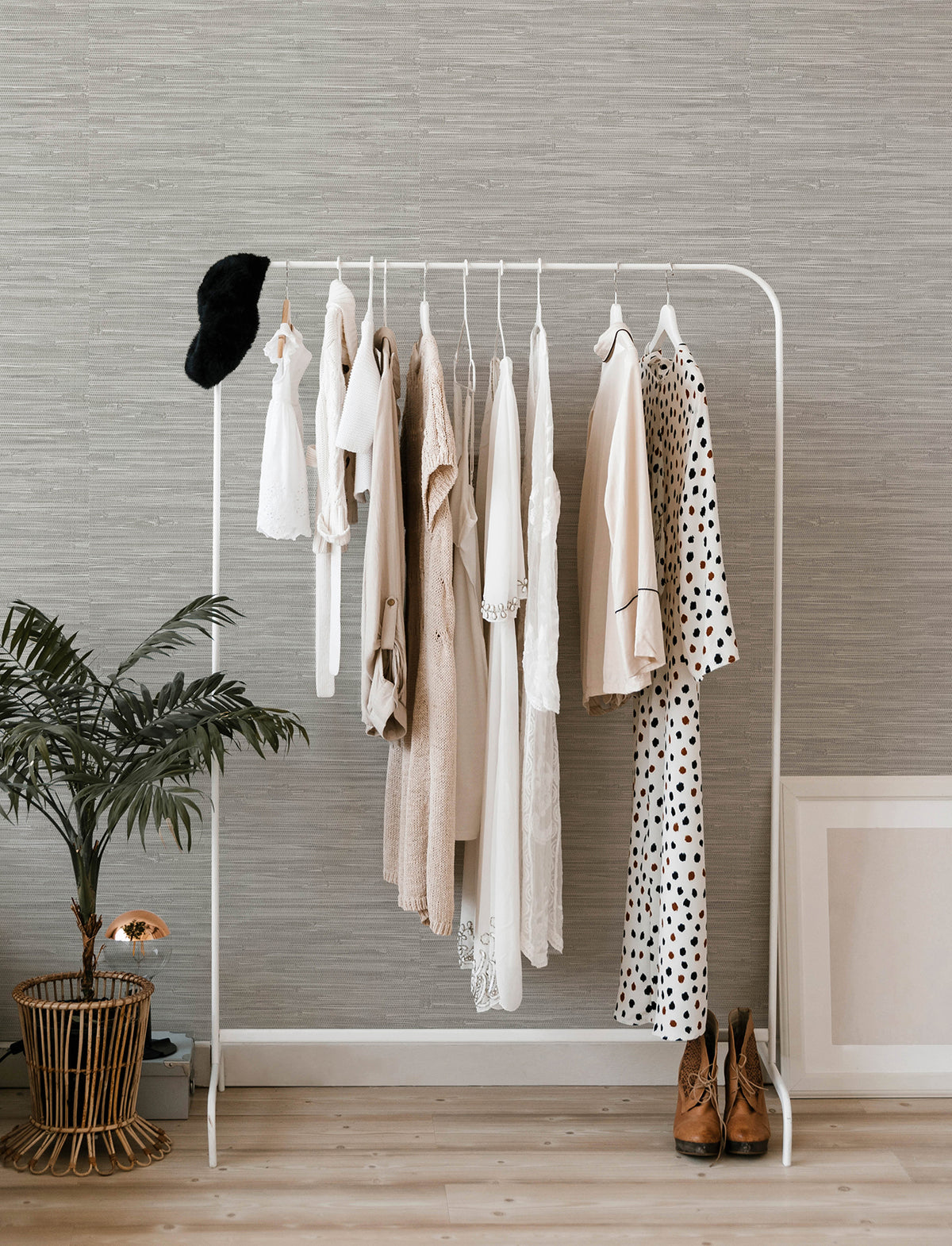 4146-27263-peel-and-stick-wallpaper-room-scene