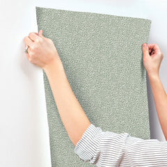 4146-27264-peel-and-stick-wallpaper-stick-application-step