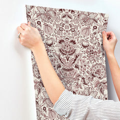 4147-27373-peel-and-stick-wallpaper-stick-application-step