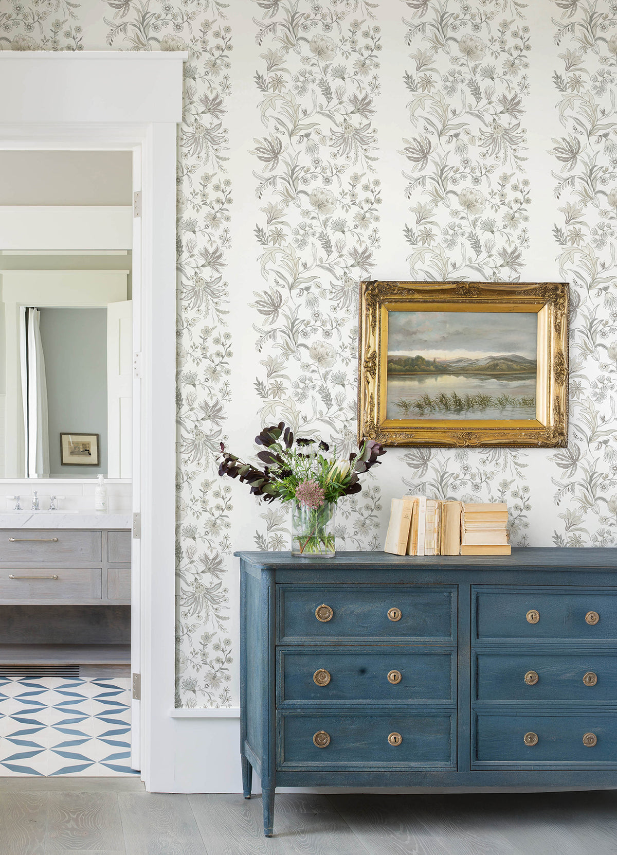 4147-27400-peel-and-stick-wallpaper-room-scene