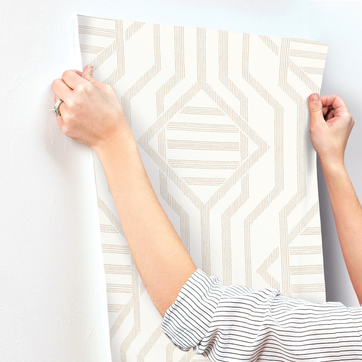4147-27404-peel-and-stick-wallpaper-stick-application-step
