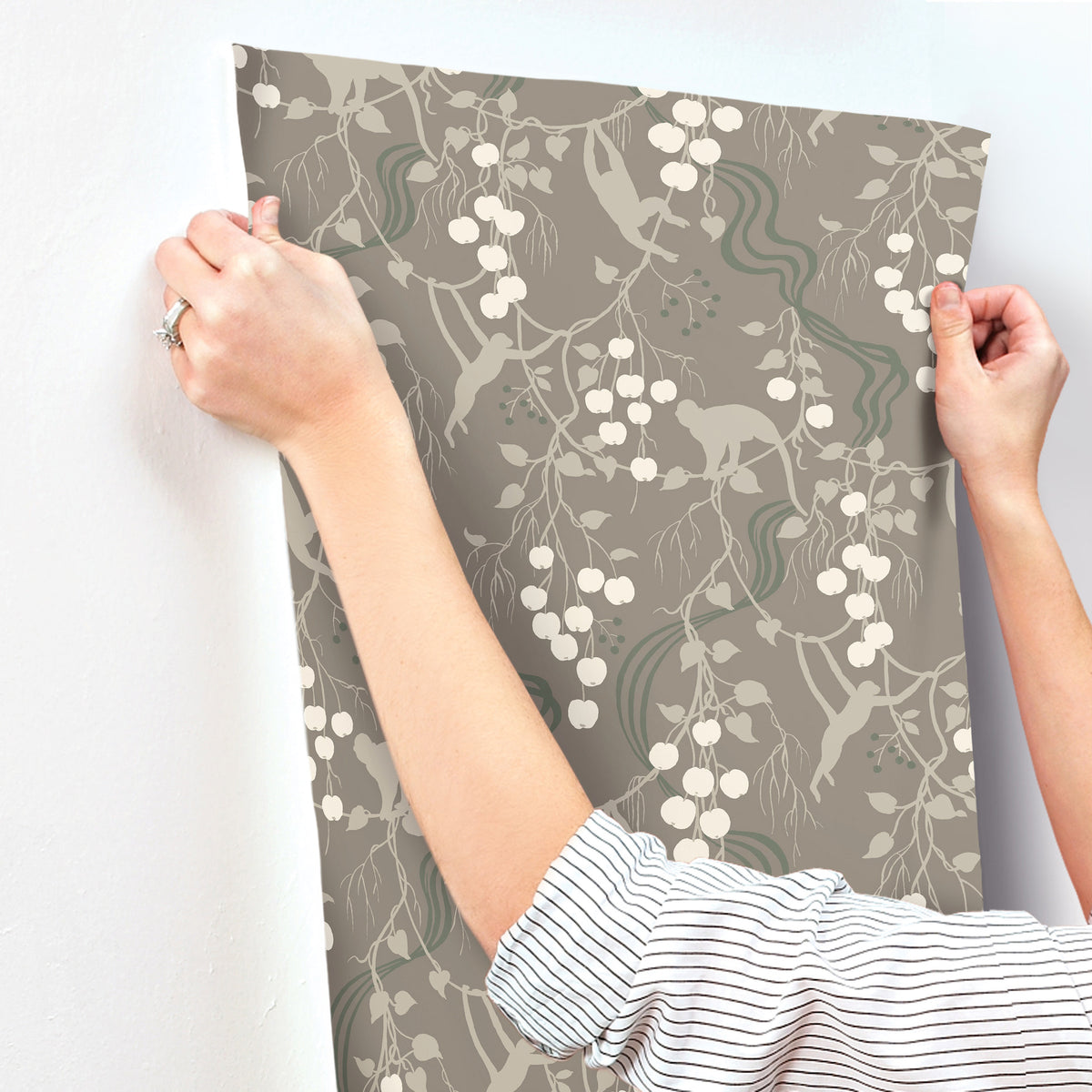 4147-80011-peel-and-stick-wallpaper-stick-application-step