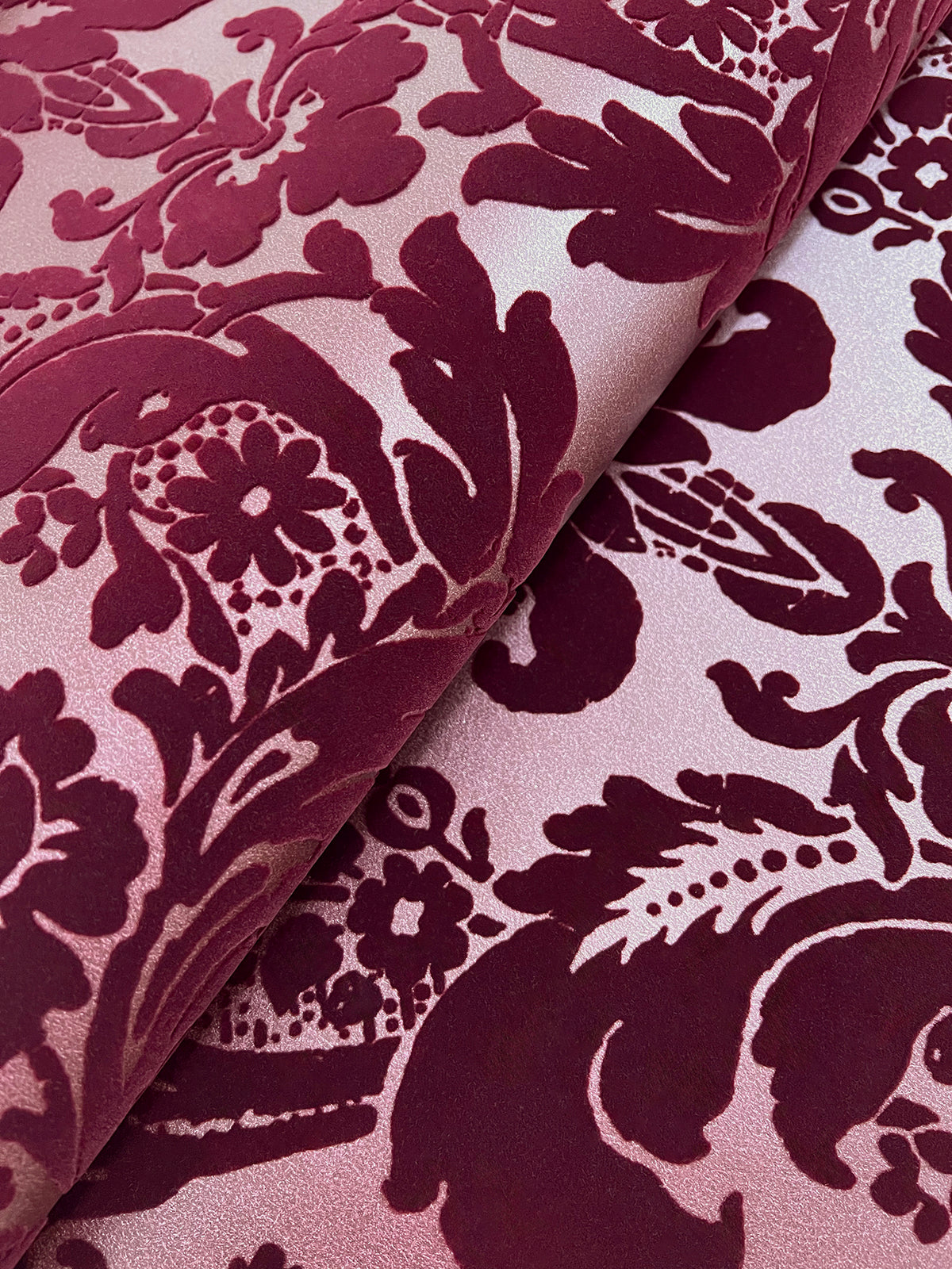 4147-87315-peel-and-stick-wallpaper-detail-closeup
