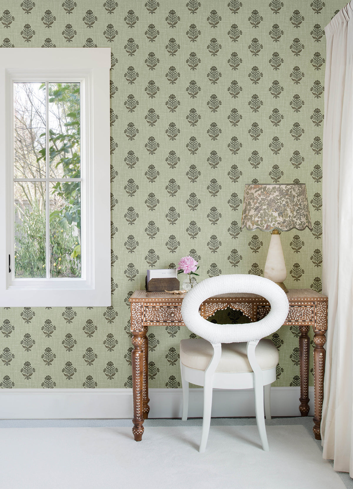 4148-27419-peel-and-stick-wallpaper-room-scene