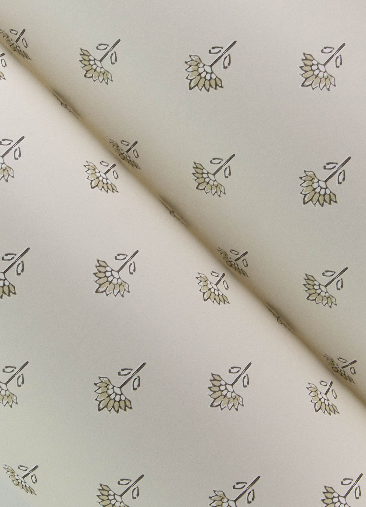 4148-27457-peel-and-stick-wallpaper-detail-closeup