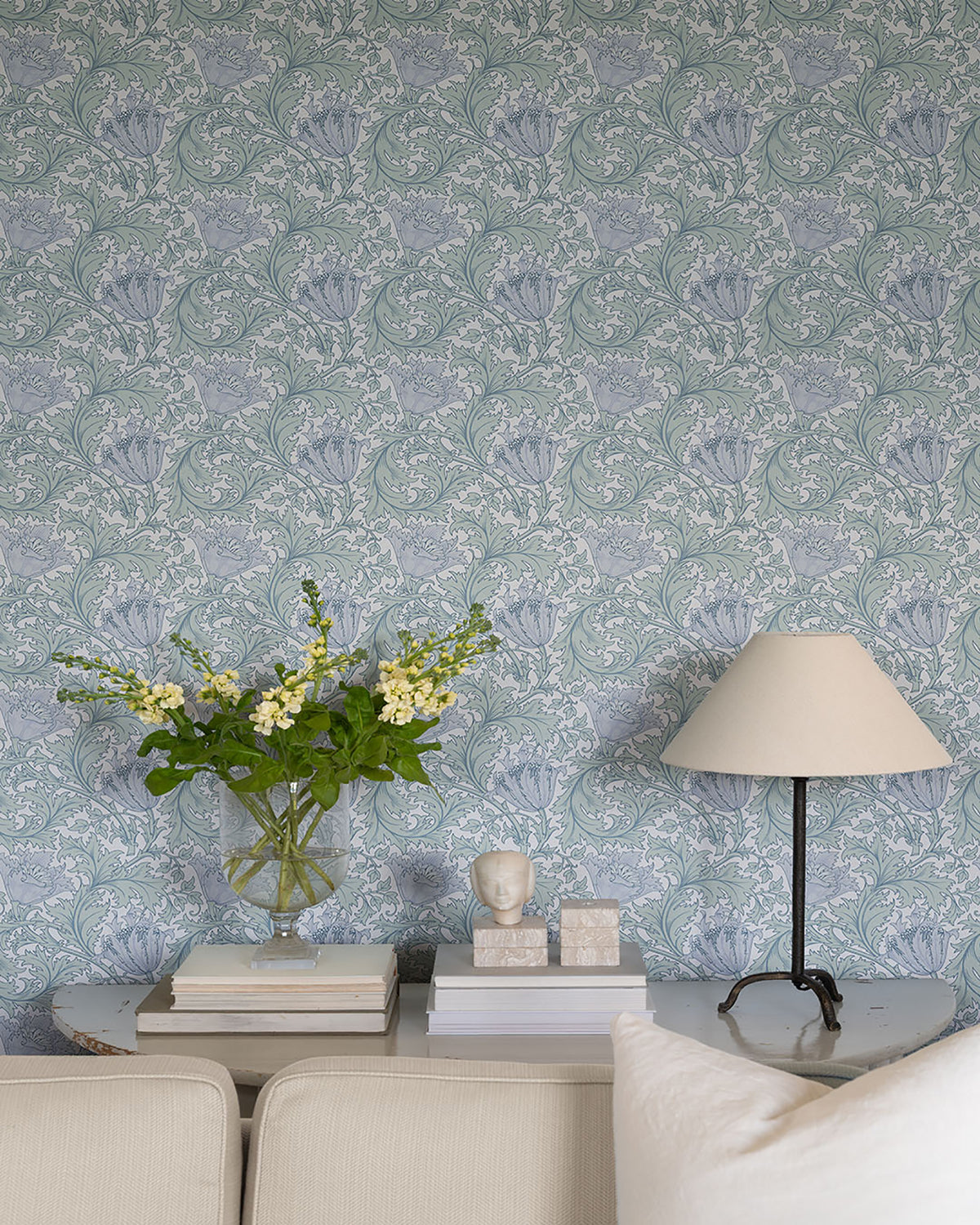 4153-82003-peel-and-stick-wallpaper-room-scene