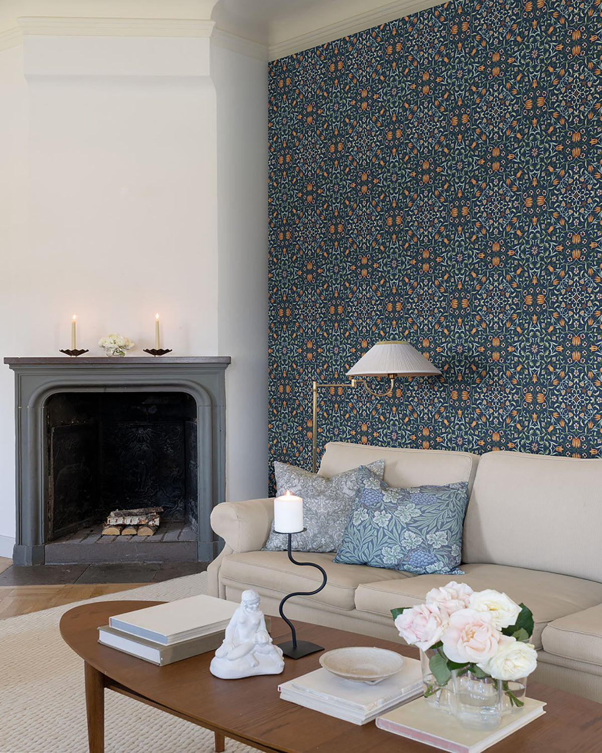 4153-82010-peel-and-stick-wallpaper-room-scene