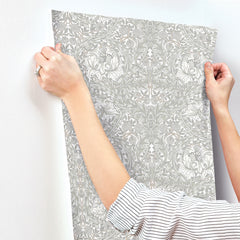4153-82022-peel-and-stick-wallpaper-stick-application-step