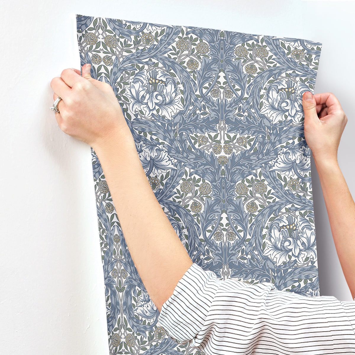 4153-82024-peel-and-stick-wallpaper-stick-application-step