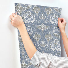 4153-82024-peel-and-stick-wallpaper-stick-application-step