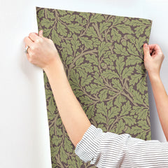 4153-82029-peel-and-stick-wallpaper-stick-application-step
