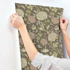 4153-82036-peel-and-stick-wallpaper-stick-application-step