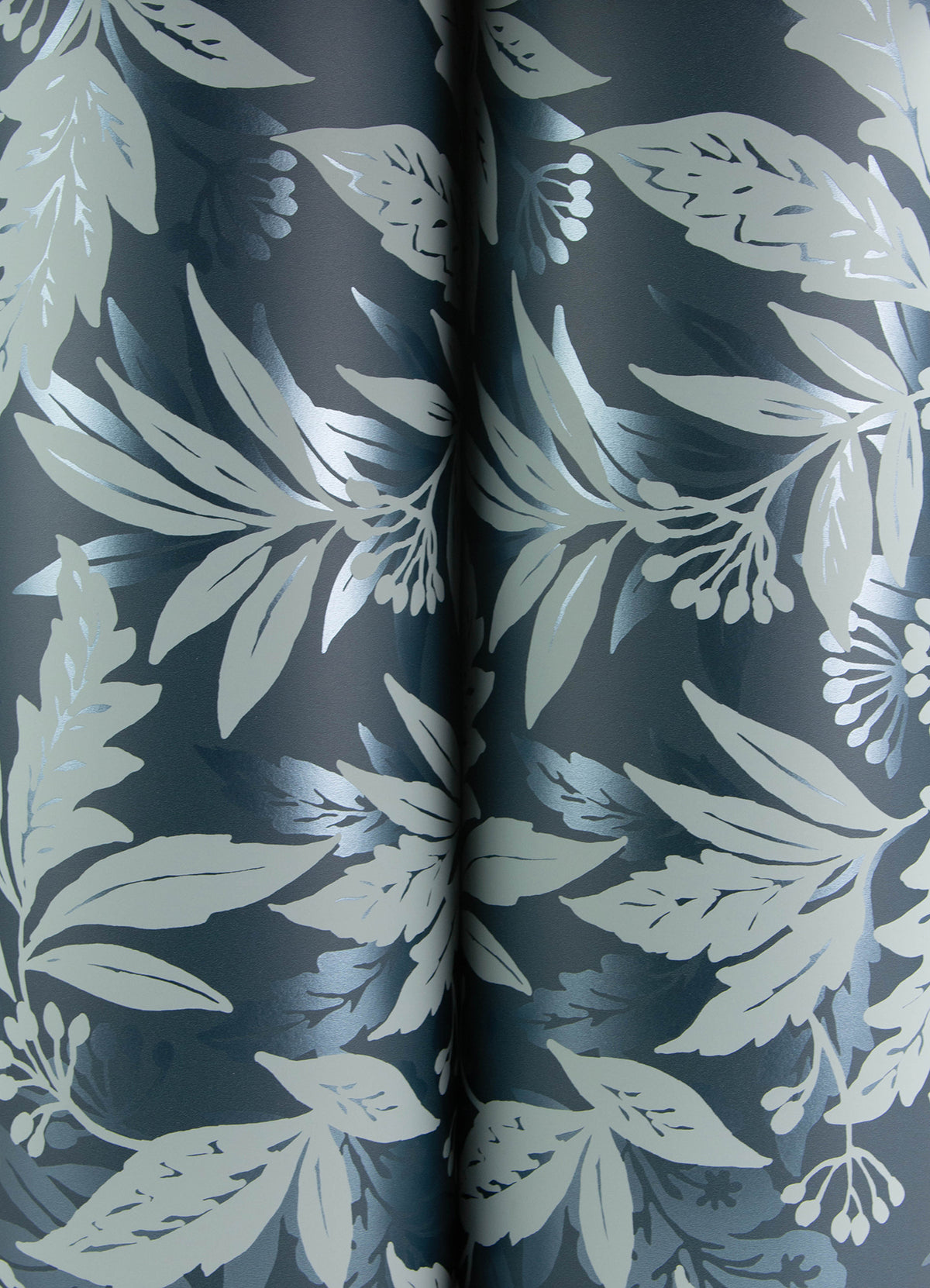 4155-27325-peel-and-stick-wallpaper-detail-closeup