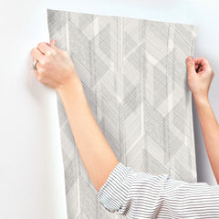 4155-27336-peel-and-stick-wallpaper-stick-application-step