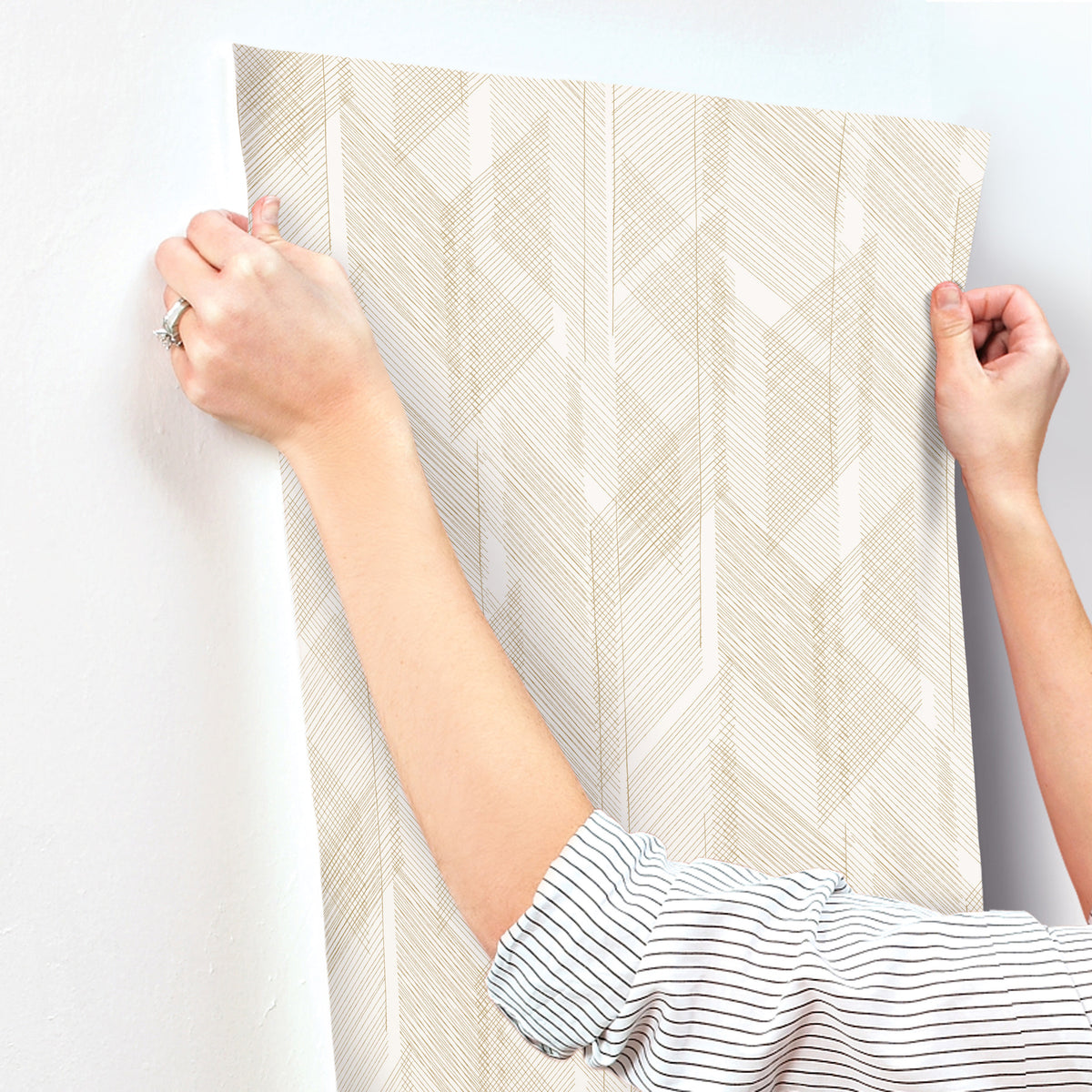 4155-27339-peel-and-stick-wallpaper-stick-application-step
