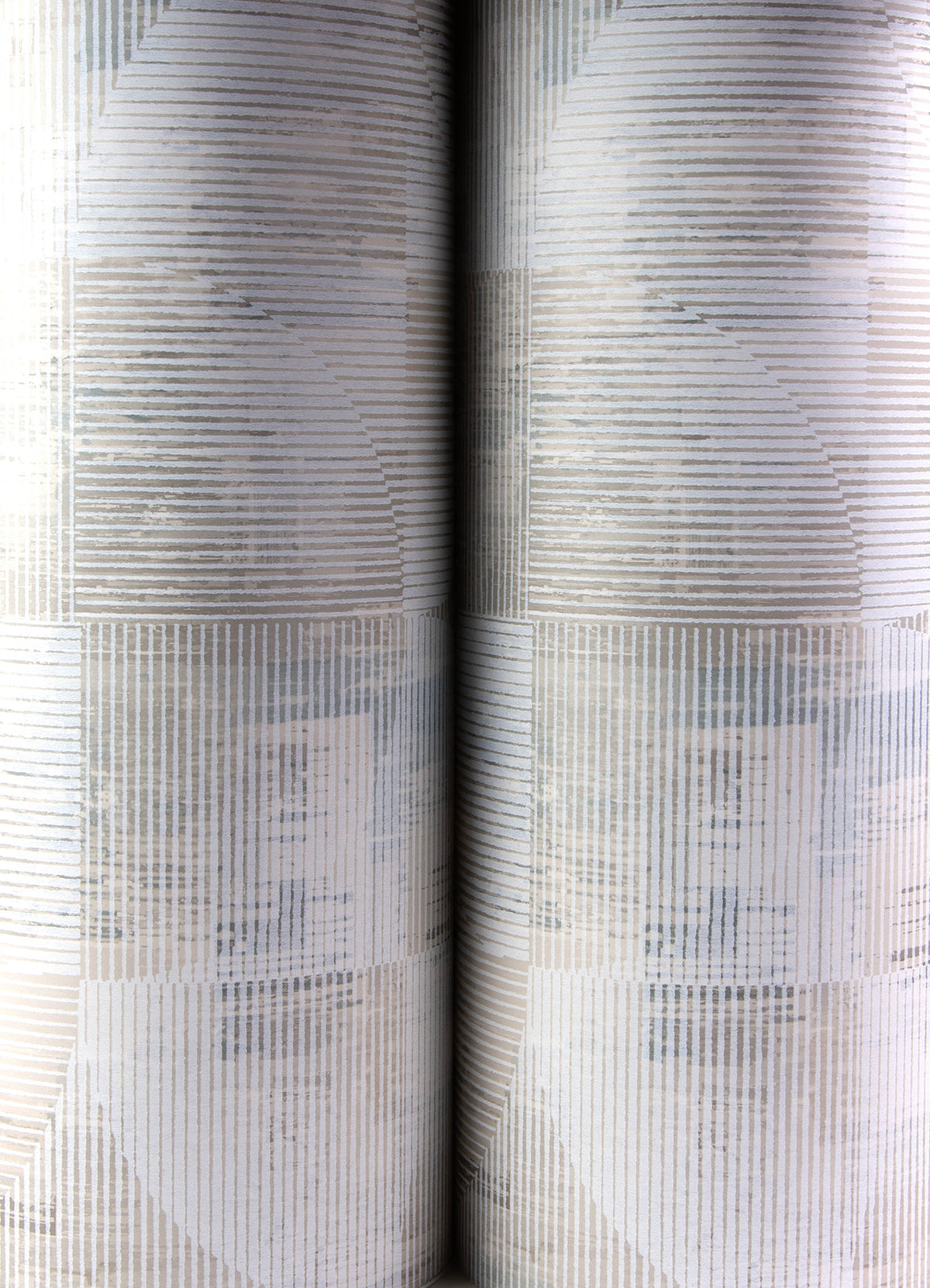 4155-27342-peel-and-stick-wallpaper-detail-closeup