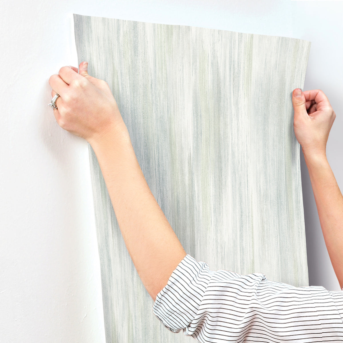 4155-27352-peel-and-stick-wallpaper-stick-application-step
